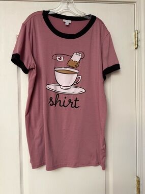 LuLaRoe Mauve Pink Ringer Tee with Black Trim
